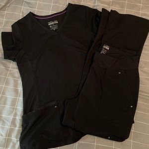 Black Purple Label Medium Scrub Set
